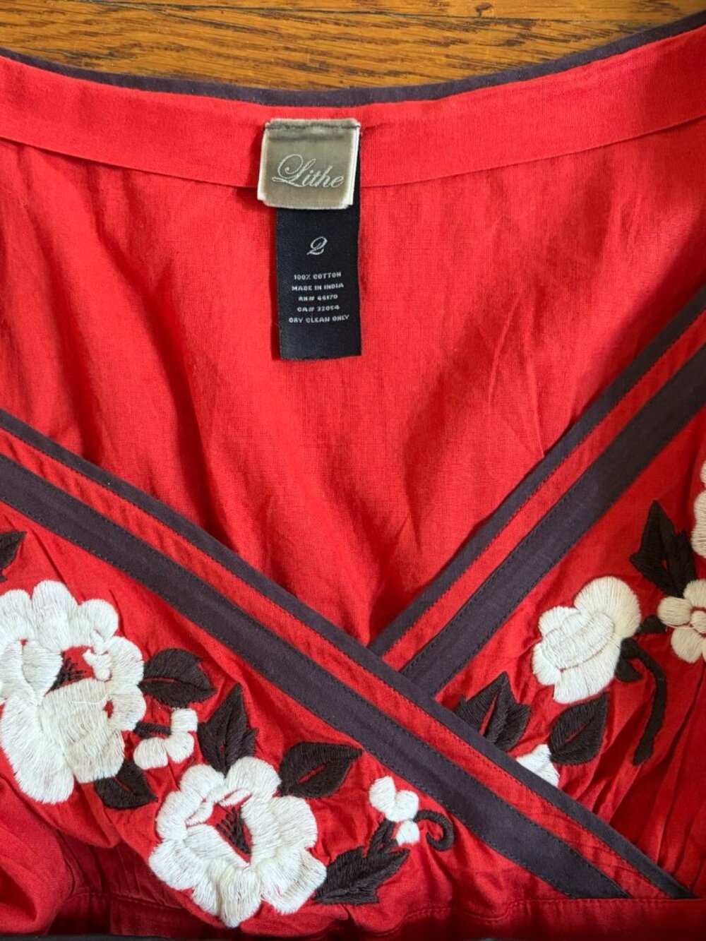 Embroidered Flower Blouse - Picture 3 of 4